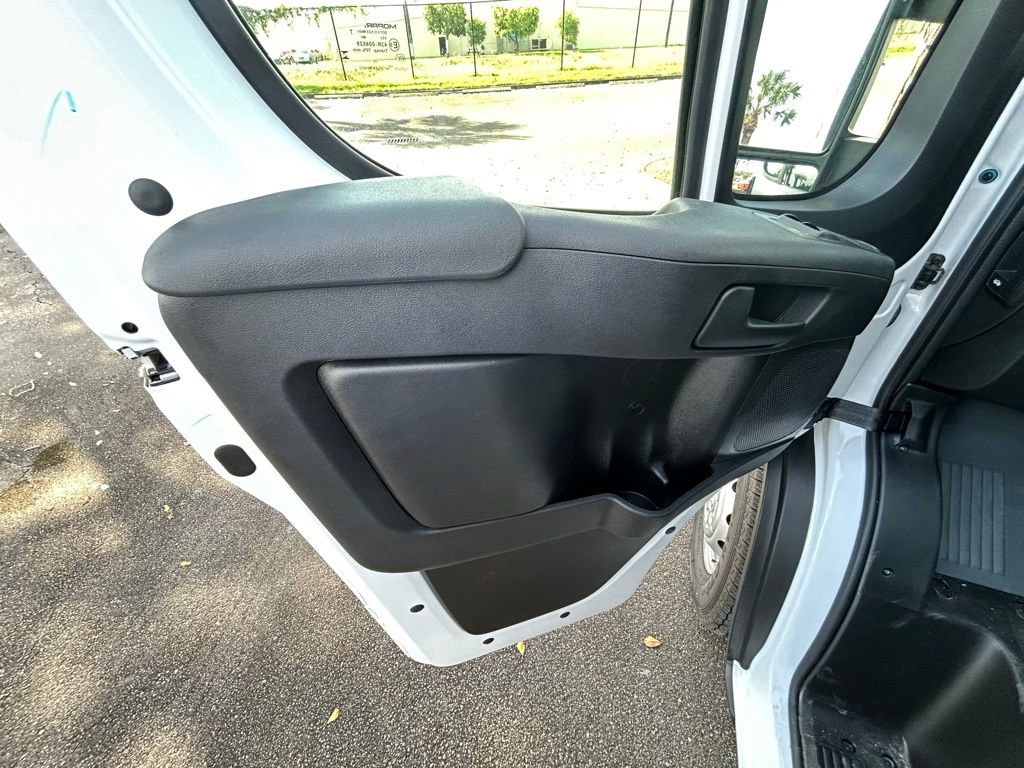 Used 2023 RAM ProMaster 2500 image 42