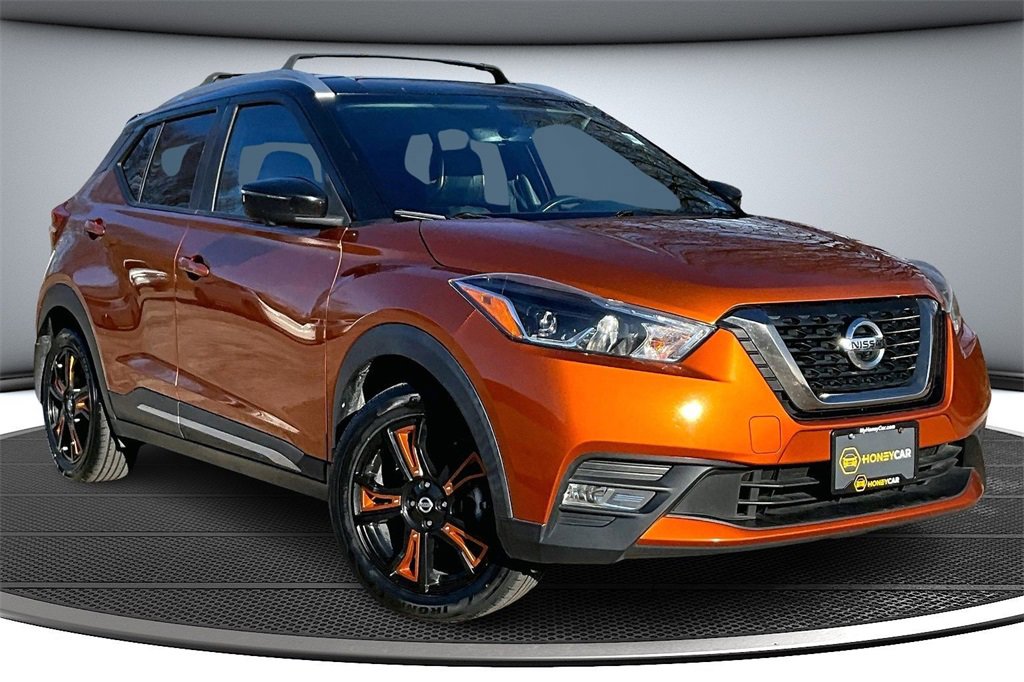 Used 2019 Nissan Kicks SR w/ SR Premium Package image 1