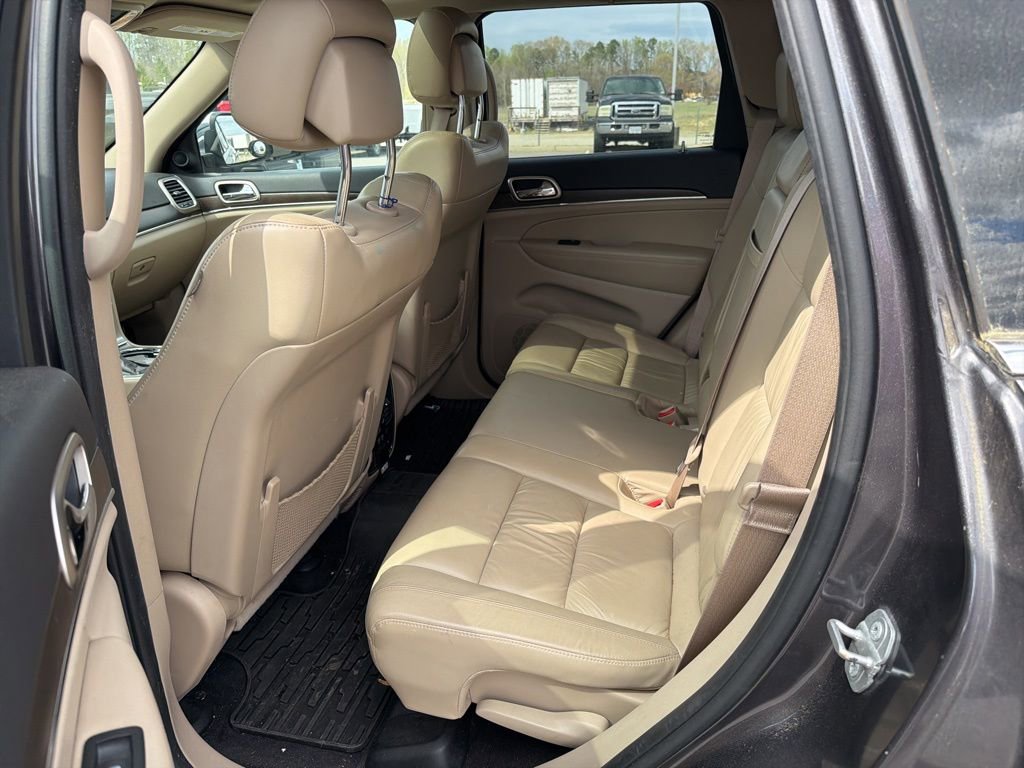 Used 2016 Jeep Grand Cherokee Limited w/ Trailer Tow Group IV image 9