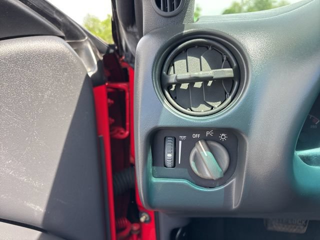 Used 1994 Pontiac Firebird Coupe RWD image 16