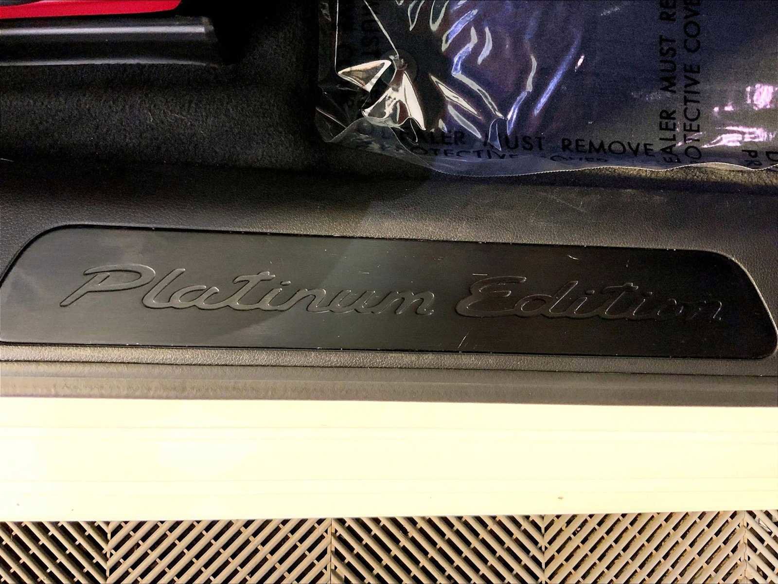 Certified 2023 Porsche Panamera 4 Platinum Edition AWD/4WD image 19