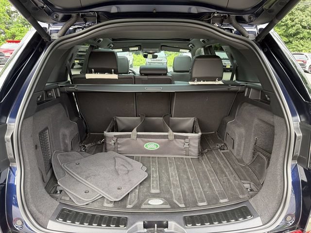 Used 2022 Land Rover Discovery Sport S R-Dynamic AWD/4WD image 27