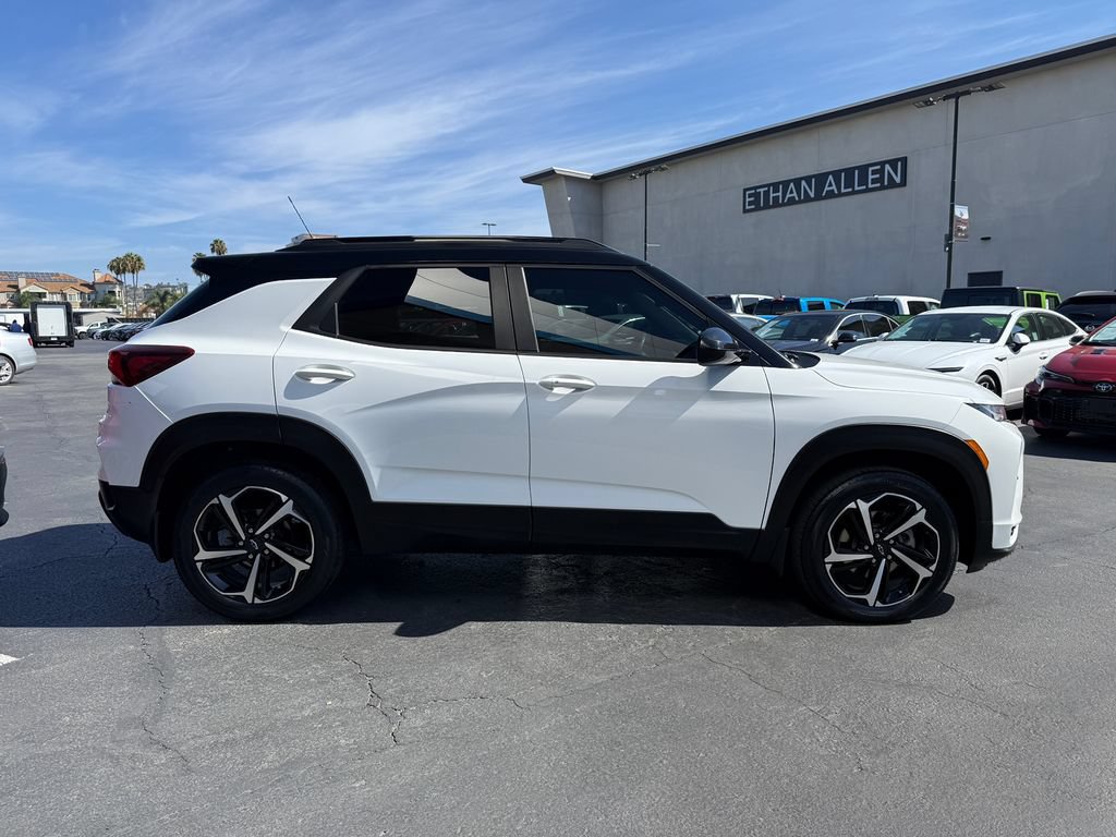 Used 2023 Chevrolet TrailBlazer RS w/ Convenience Package AWD/4WD image 6