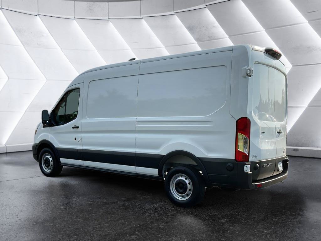 New 2027 Ford Transit 250 148 Medium Roof RWD image 5