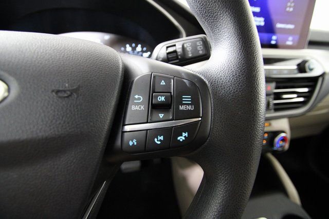 Used 2021 Ford Escape SE image 22