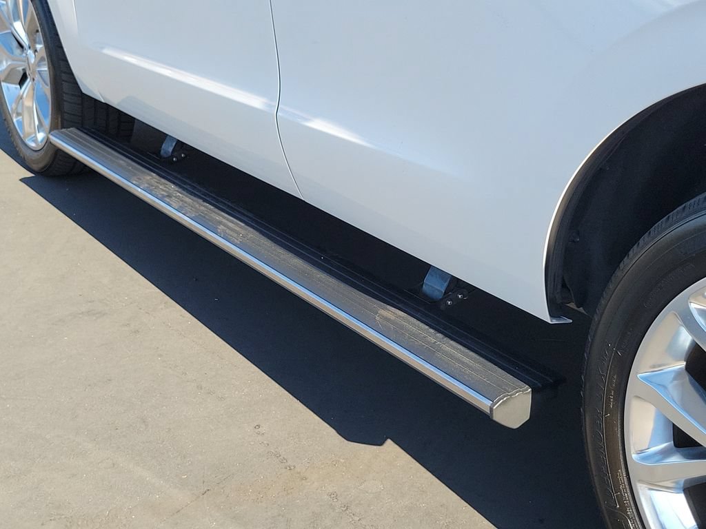 Used 2019 Ford Expedition Limited w/ Equipment Group 302A AWD/4WD image 32