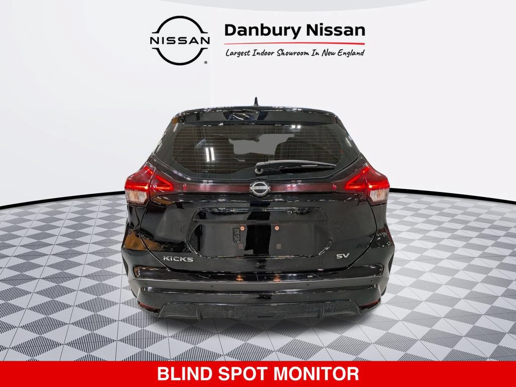 Used 2024 Nissan Kicks SV FWD image 4