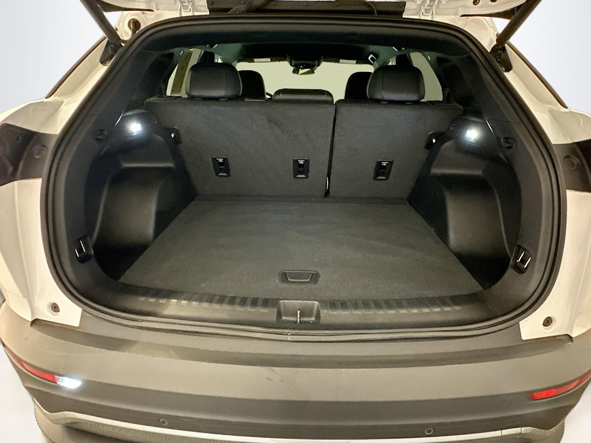 Used 2024 Chevrolet Blazer EV LT image 30