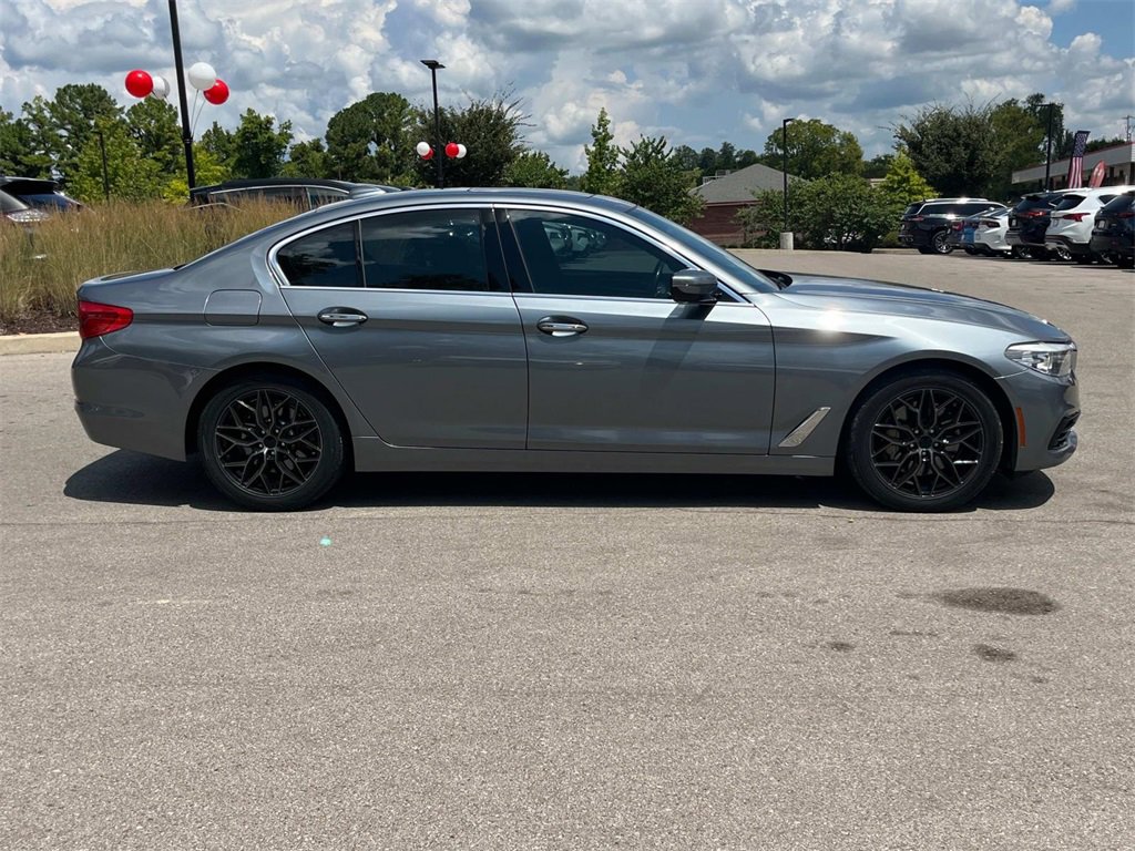Used 2018 BMW 530i xDrive image 3