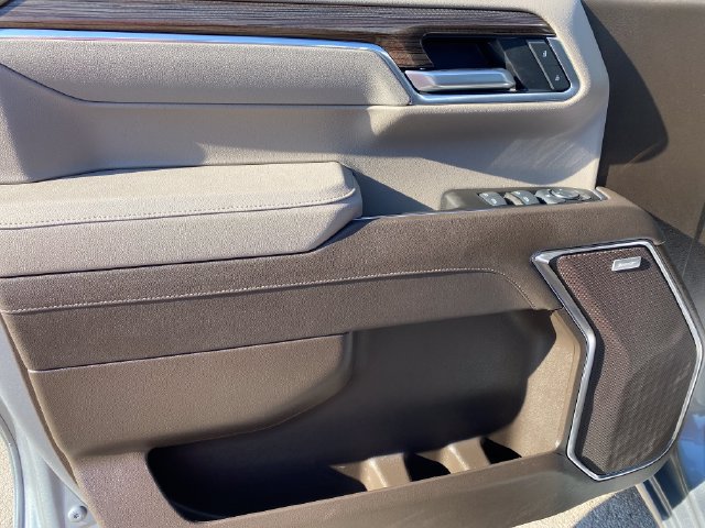 Used 2025 Chevrolet Silverado 1500 LT Trail Boss w/ Convenience Package II AWD/4WD image 10