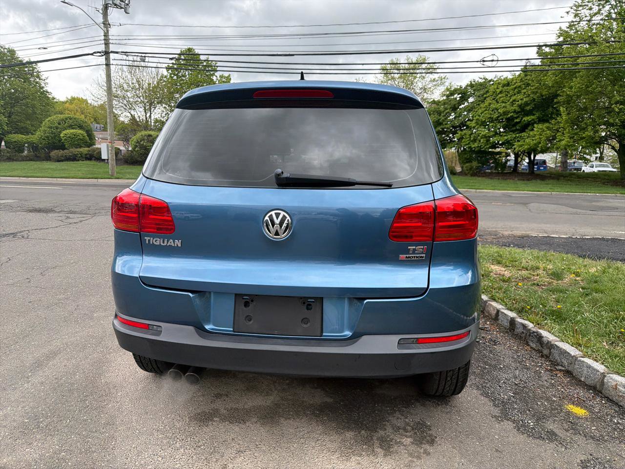 Used 2017 Volkswagen Tiguan S AWD/4WD image 8