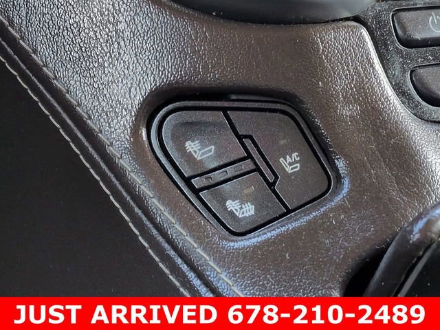 Used 2015 Chevrolet Suburban LTZ image 26