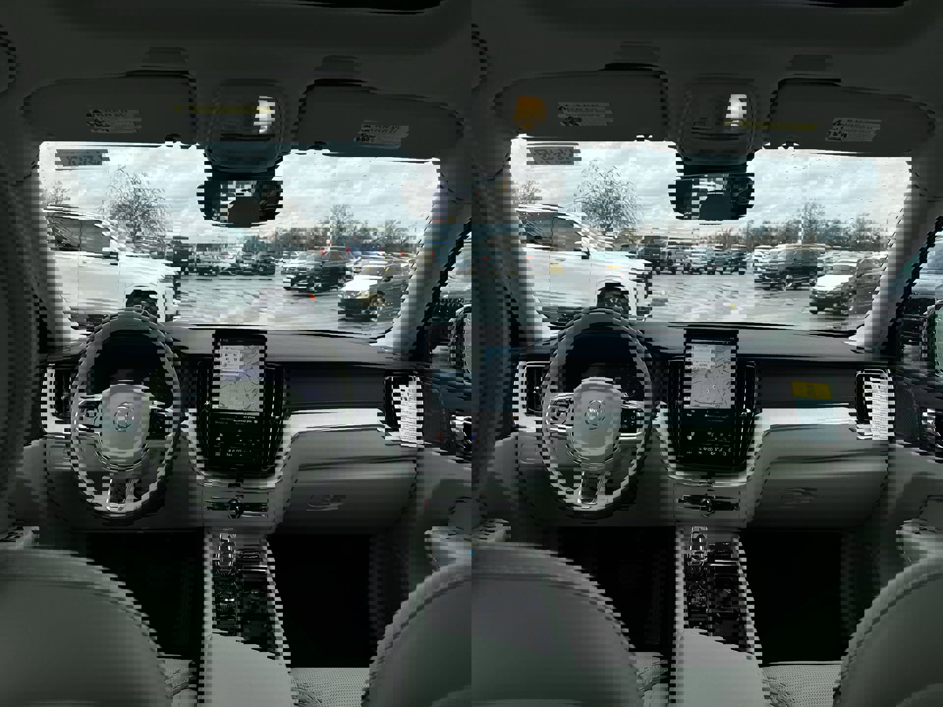 New 2026 Volvo XC60 T8 Ultra w/ Protection Package Premier image 21