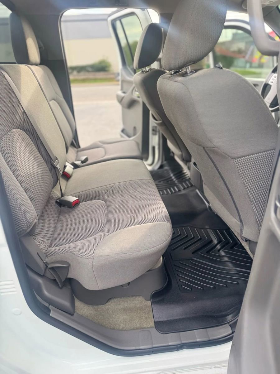 Used 2018 Nissan Frontier SV w/ Value Truck Package image 19