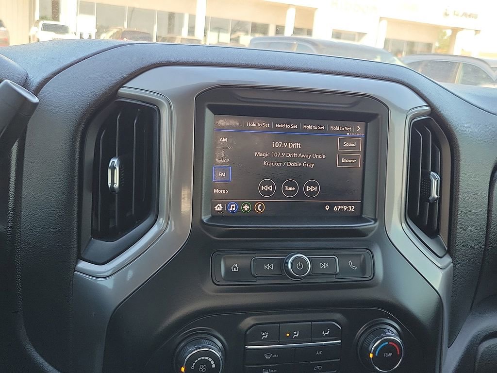 Used 2020 Chevrolet Silverado 1500 Custom Trail Boss w/ Custom Convenience Package AWD/4WD image 15