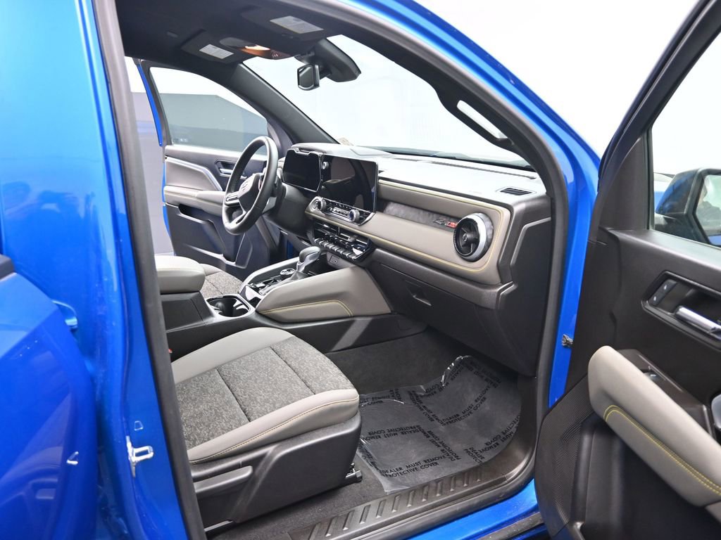 Used 2024 Chevrolet Colorado ZR2 image 21