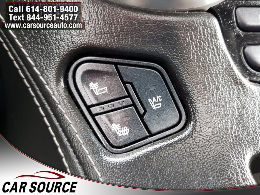 Used 2015 GMC Yukon XL SLT w/ Open Road Package image 30