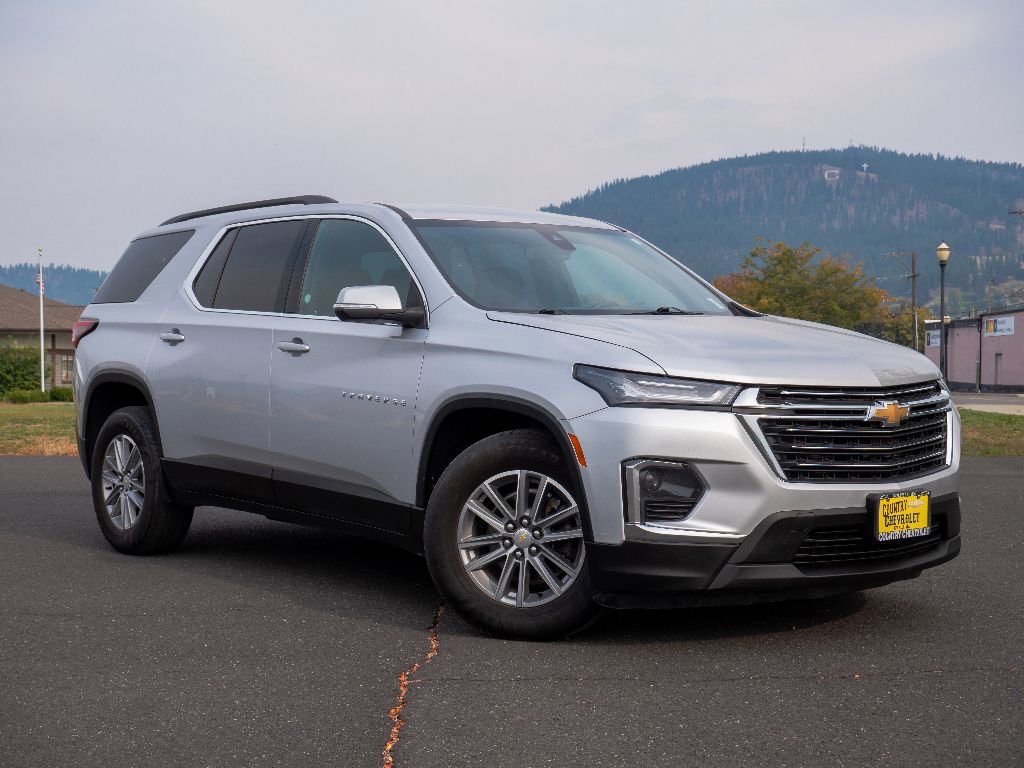 Used 2022 Chevrolet Traverse LT