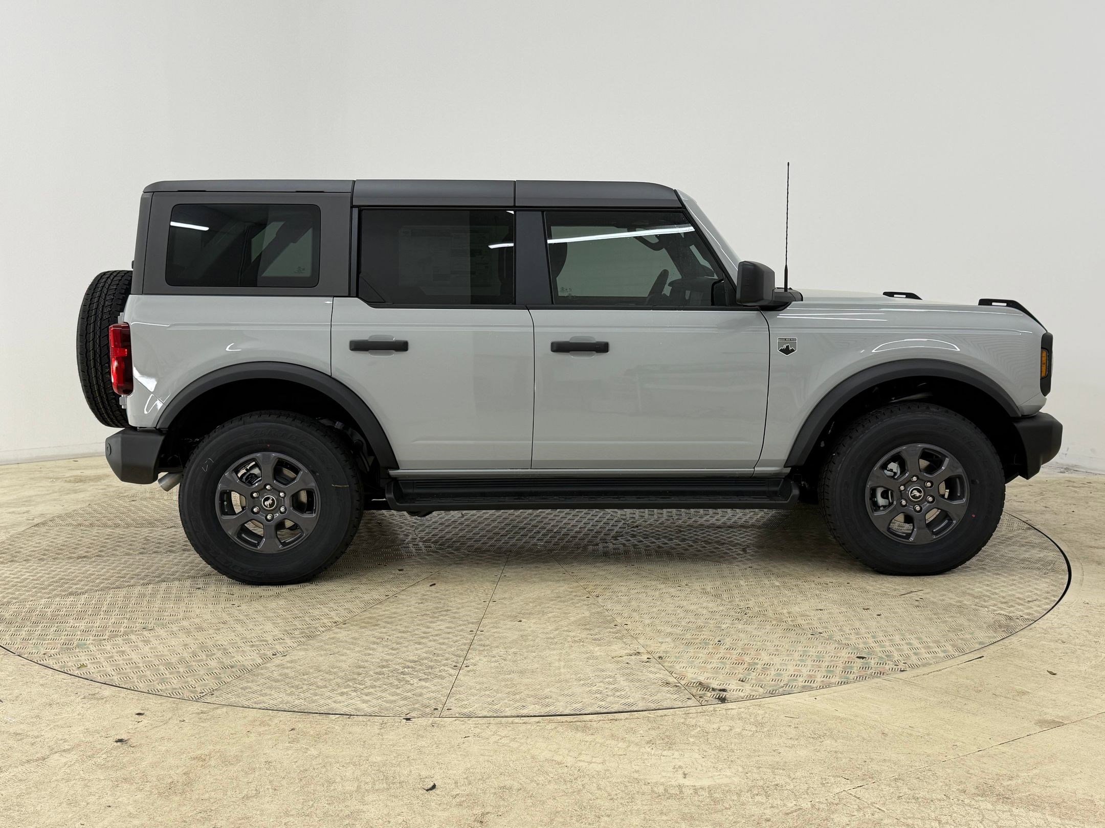New 2026 Ford Bronco Big Bend image 8