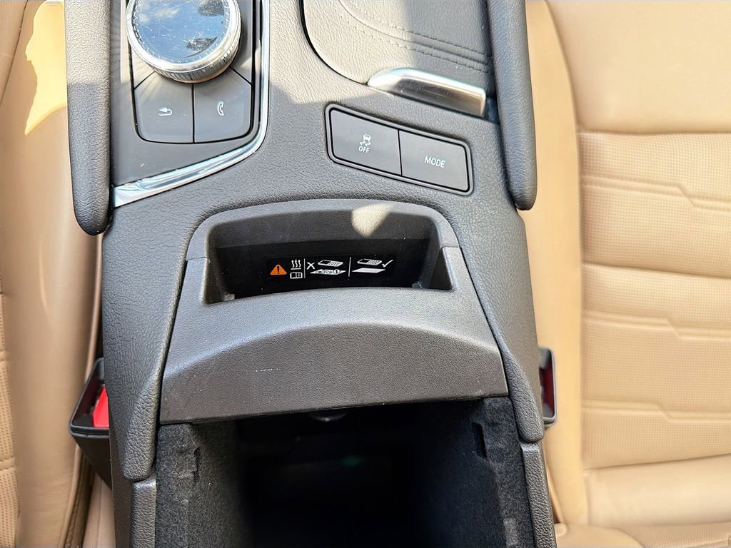 Used 2023 Cadillac XT6 Premium Luxury w/ Platinum Package FWD image 33