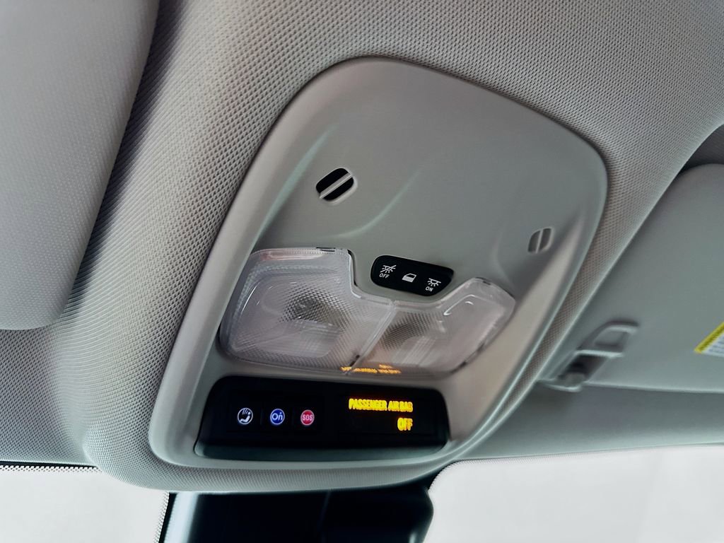 Used 2024 Chevrolet TrailBlazer LS w/ LS Convenience Package image 32