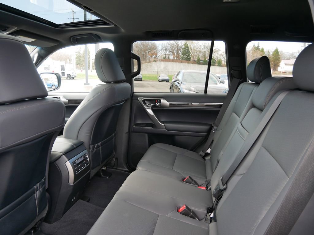 Certified 2023 Lexus GX 460 Premium w/ Premium Package AWD/4WD image 11