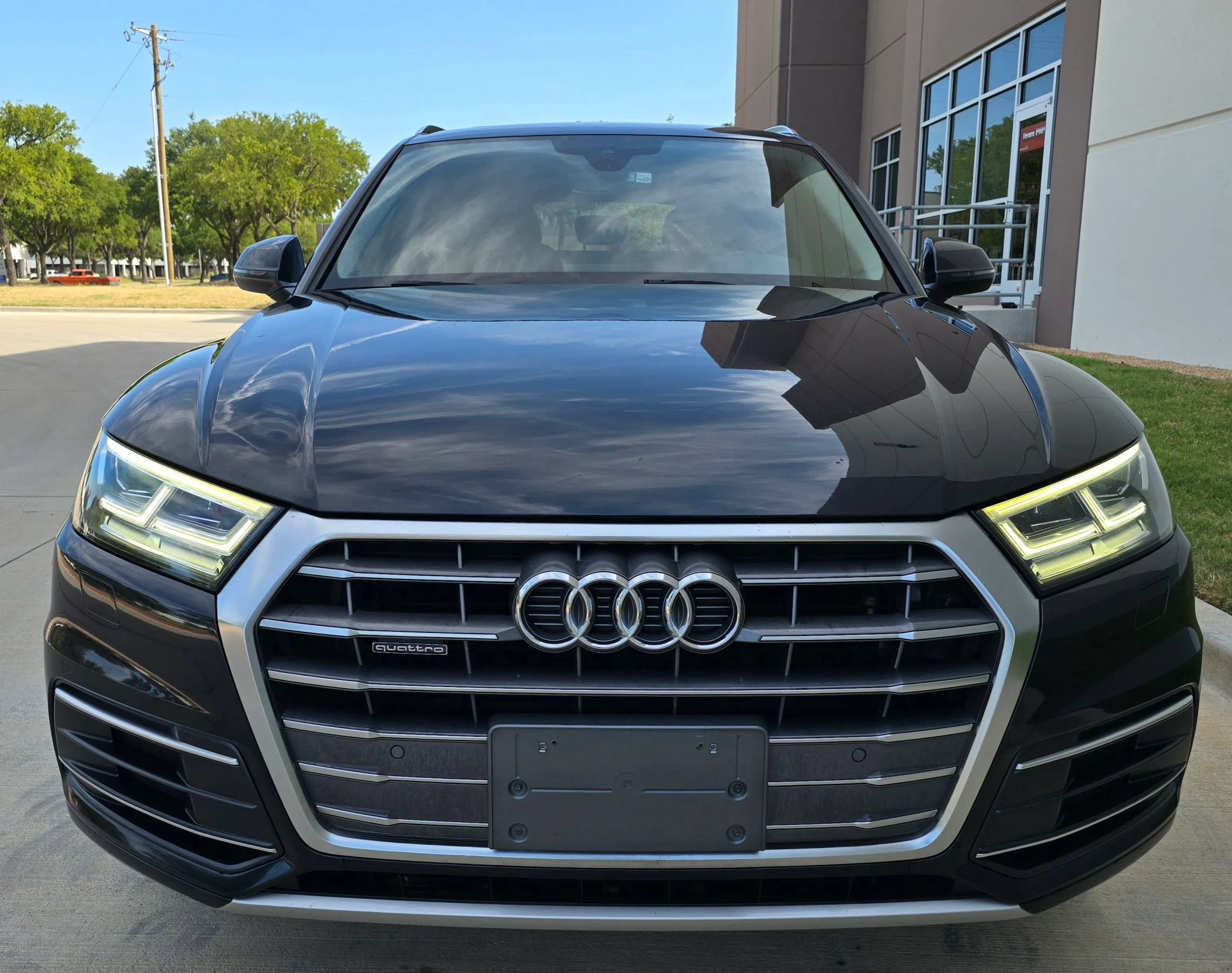 Used 2018 Audi Q5 2.0T Premium Plus AWD/4WD image 2