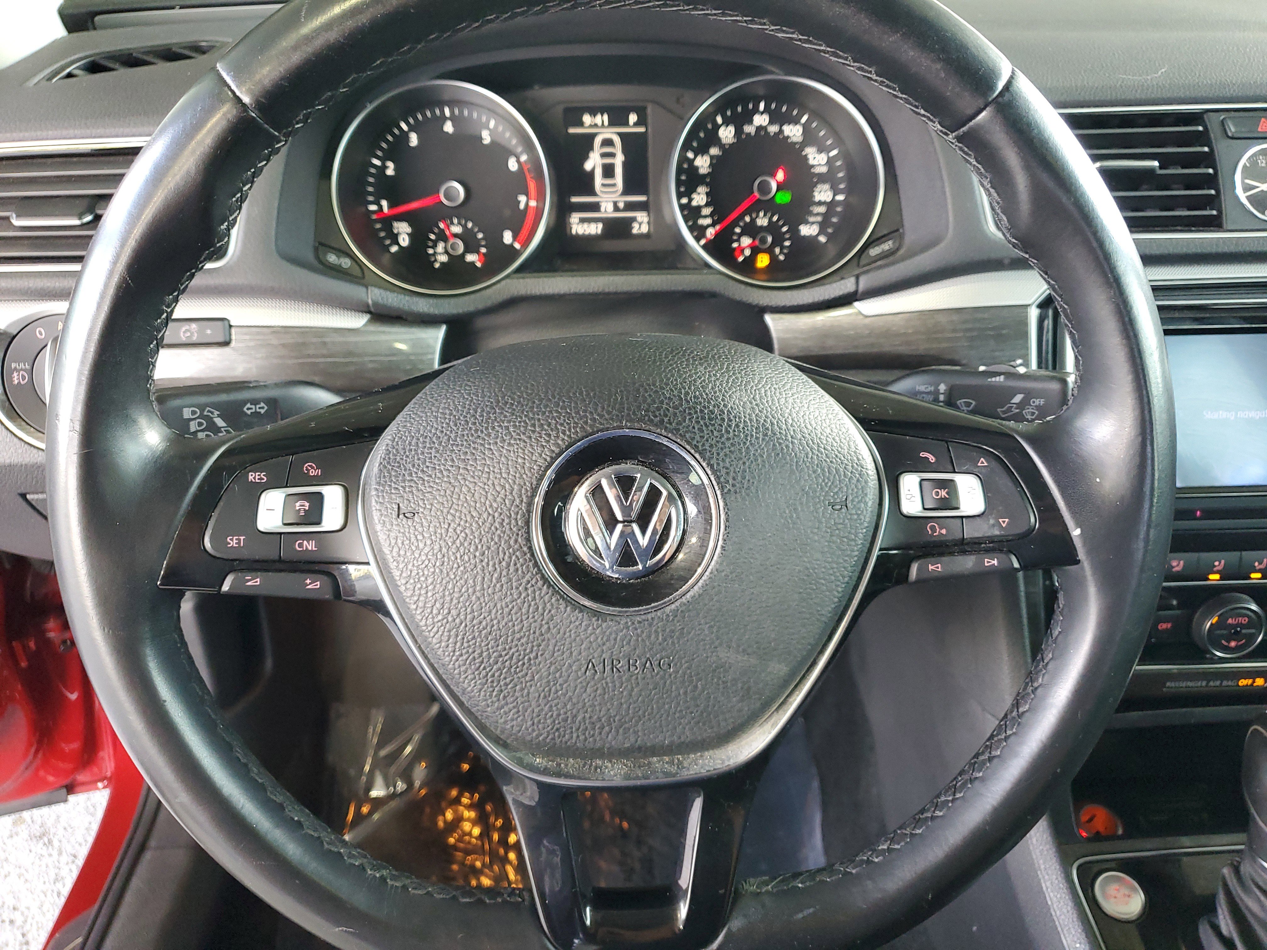 Used 2016 Volkswagen Passat 1.8T SE FWD image 23