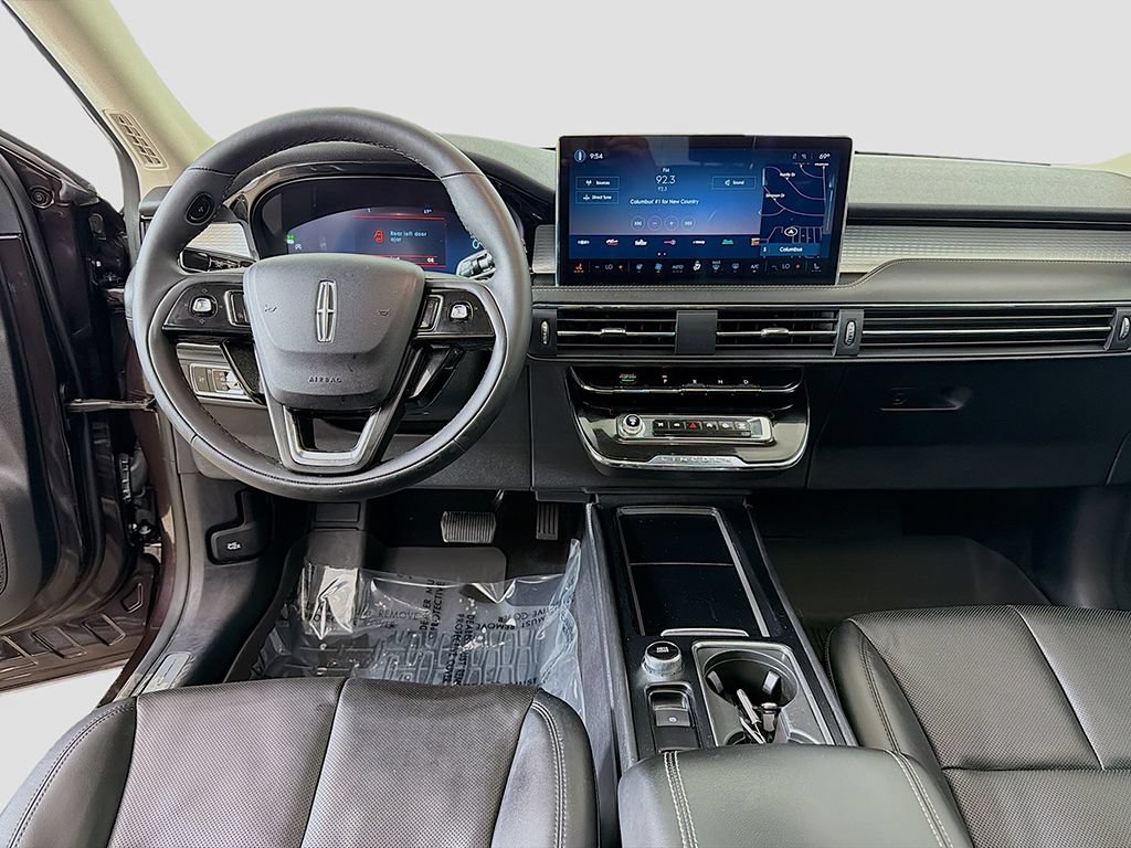 Used 2023 Lincoln Corsair AWD w/ Equipment Group 101A image 29
