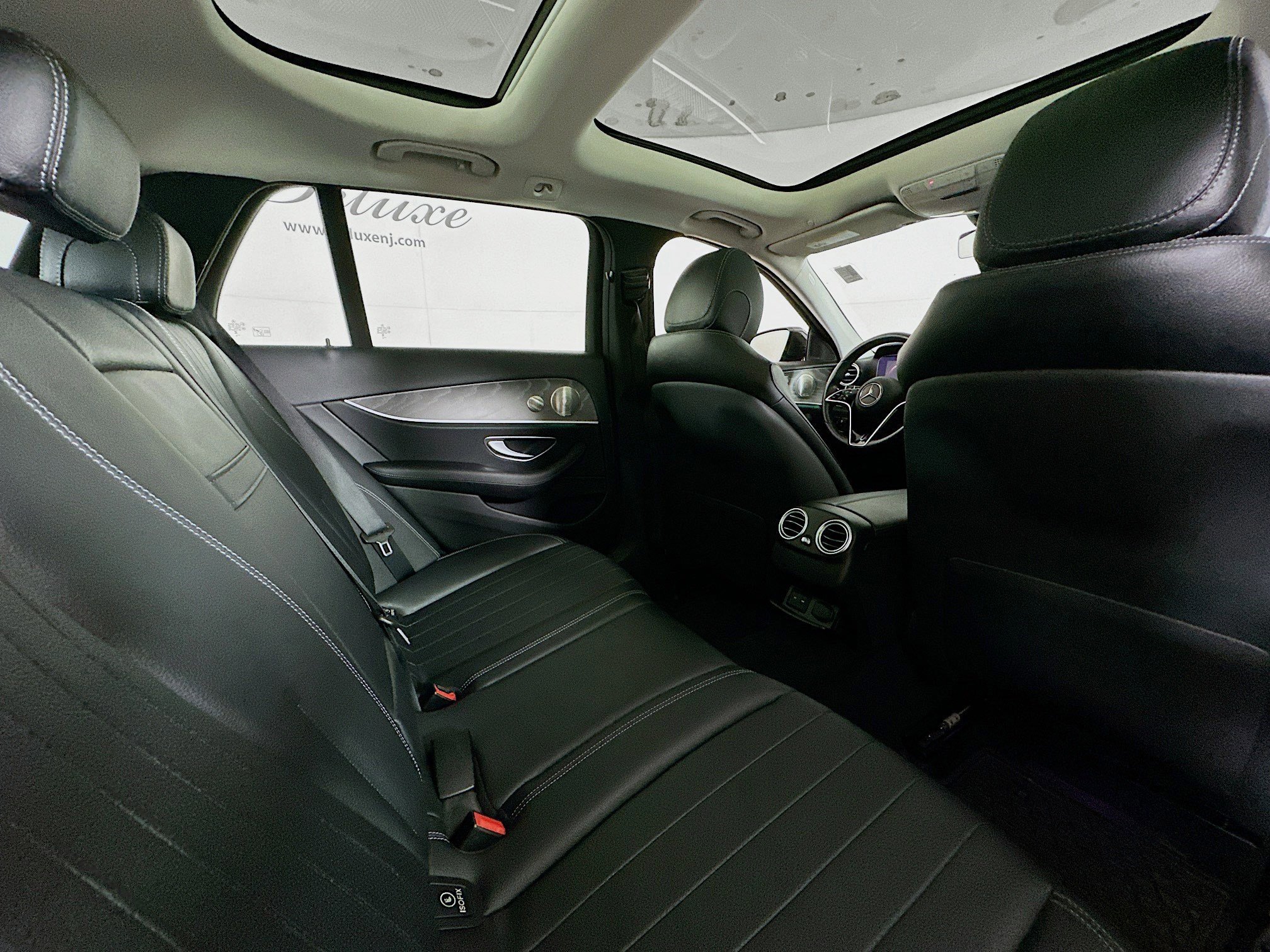 Used 2023 Mercedes-Benz E 450 4MATIC All-Terrain Wagon w/ Premium Package image 30