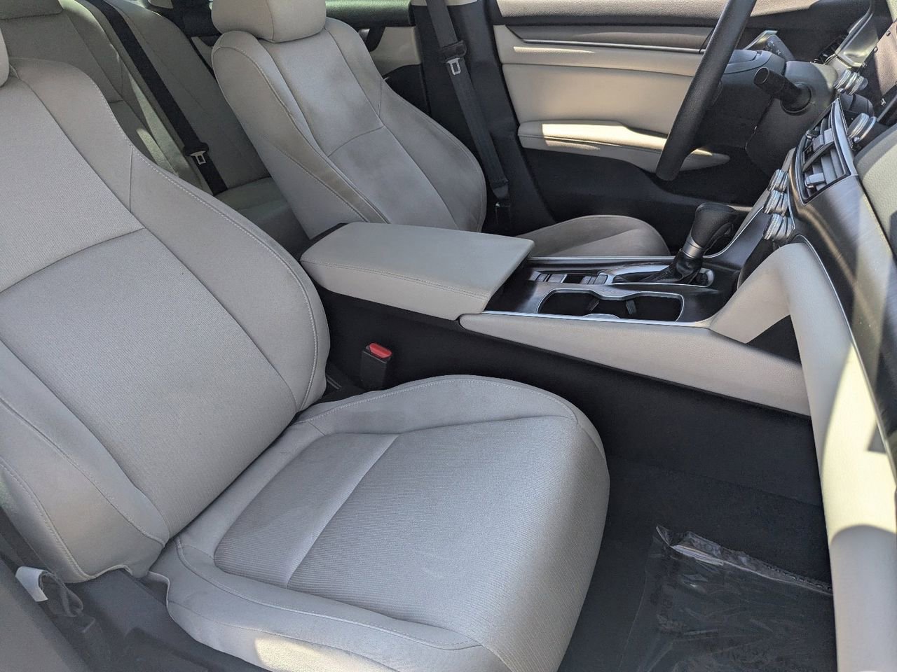 Certified 2022 Honda Accord LX image 8