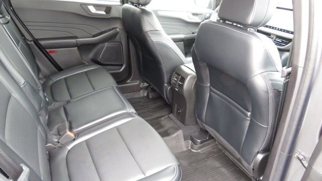 Used 2024 Ford Escape ST-Line Elite w/ Premium Technology Package image 17