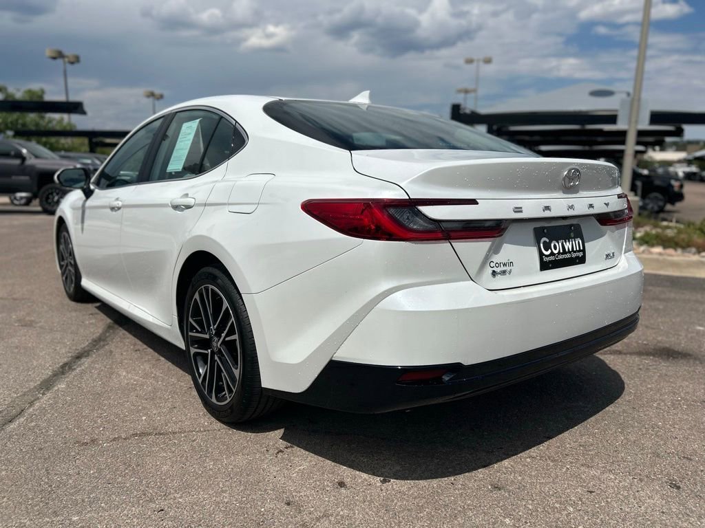 Used 2025 Toyota Camry XLE image 6