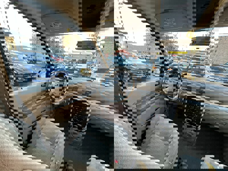 Used 2005 Ford Freestar SE image 15