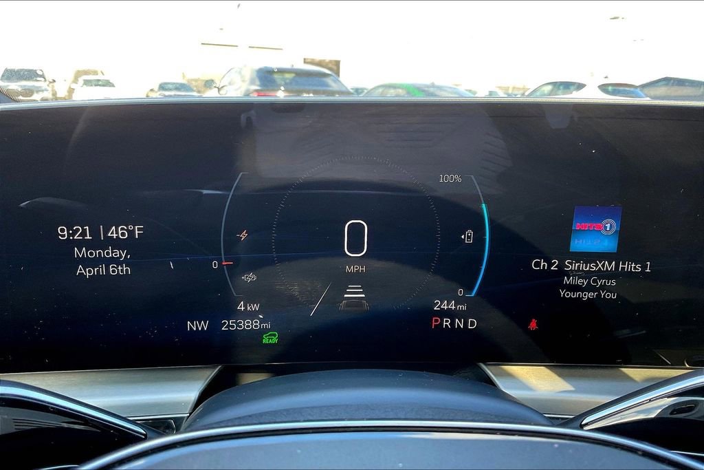 Used 2024 Cadillac Lyriq Luxury image 13