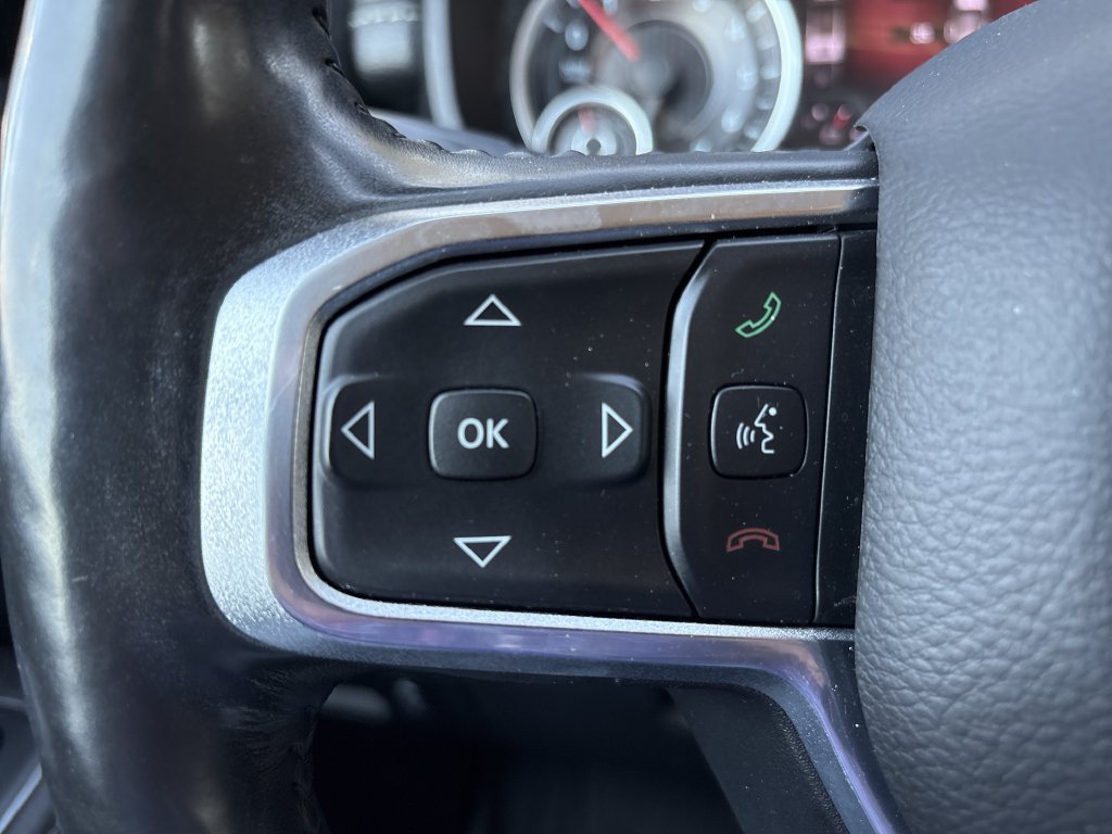 Used 2019 RAM 1500 Laramie AWD/4WD image 21
