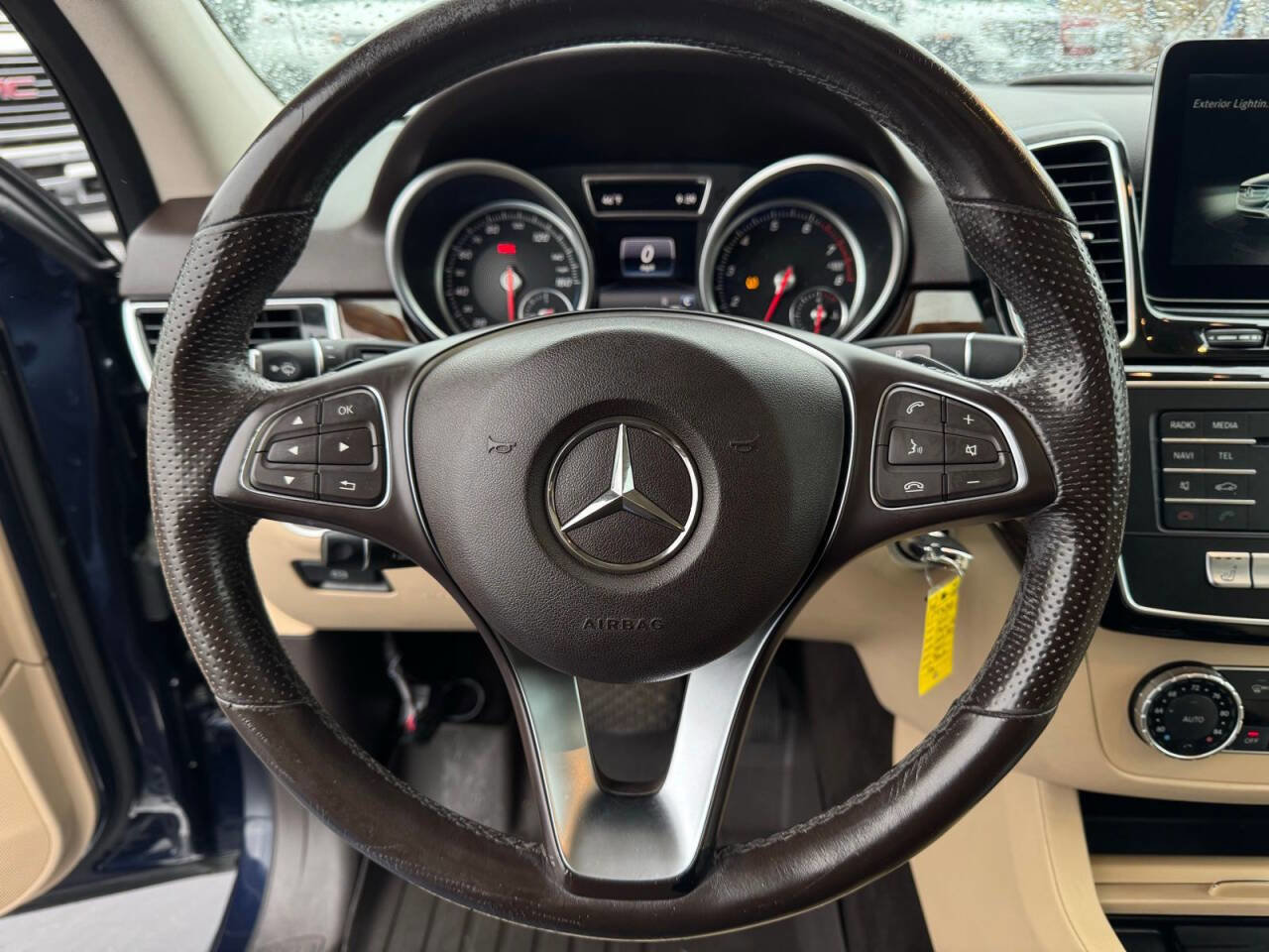 Used 2017 Mercedes-Benz GLE 350 image 20