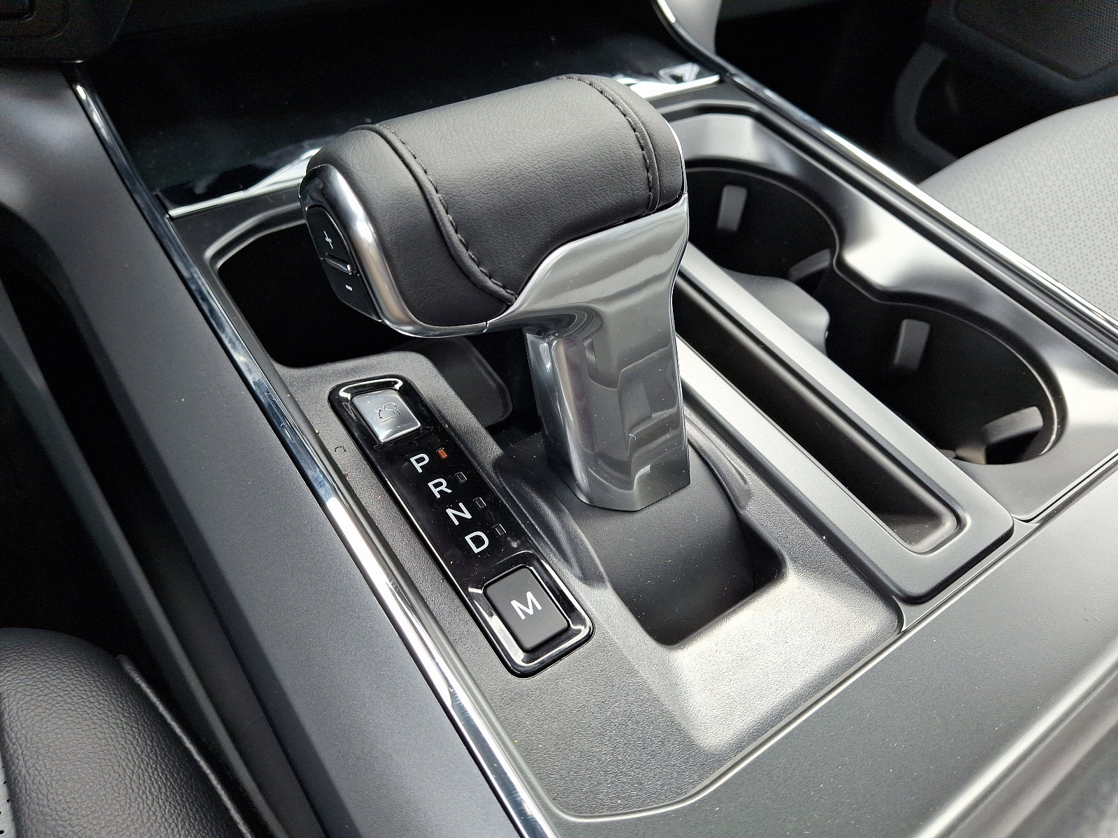 New 2025 Ford F150 Lariat w/ Equipment Group 502A High image 14