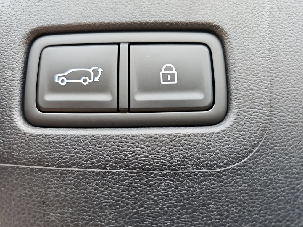 New 2026 Hyundai Santa Fe Limited FWD image 14