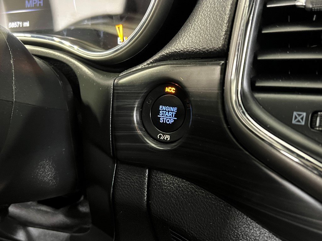 Certified 2020 Jeep Grand Cherokee Laredo image 36