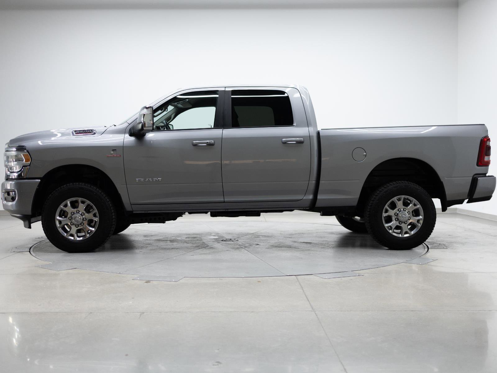Used 2024 RAM 2500 Laramie image 4