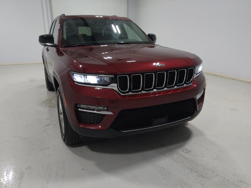 Used 2023 Jeep Grand Cherokee Limited AWD/4WD image 14