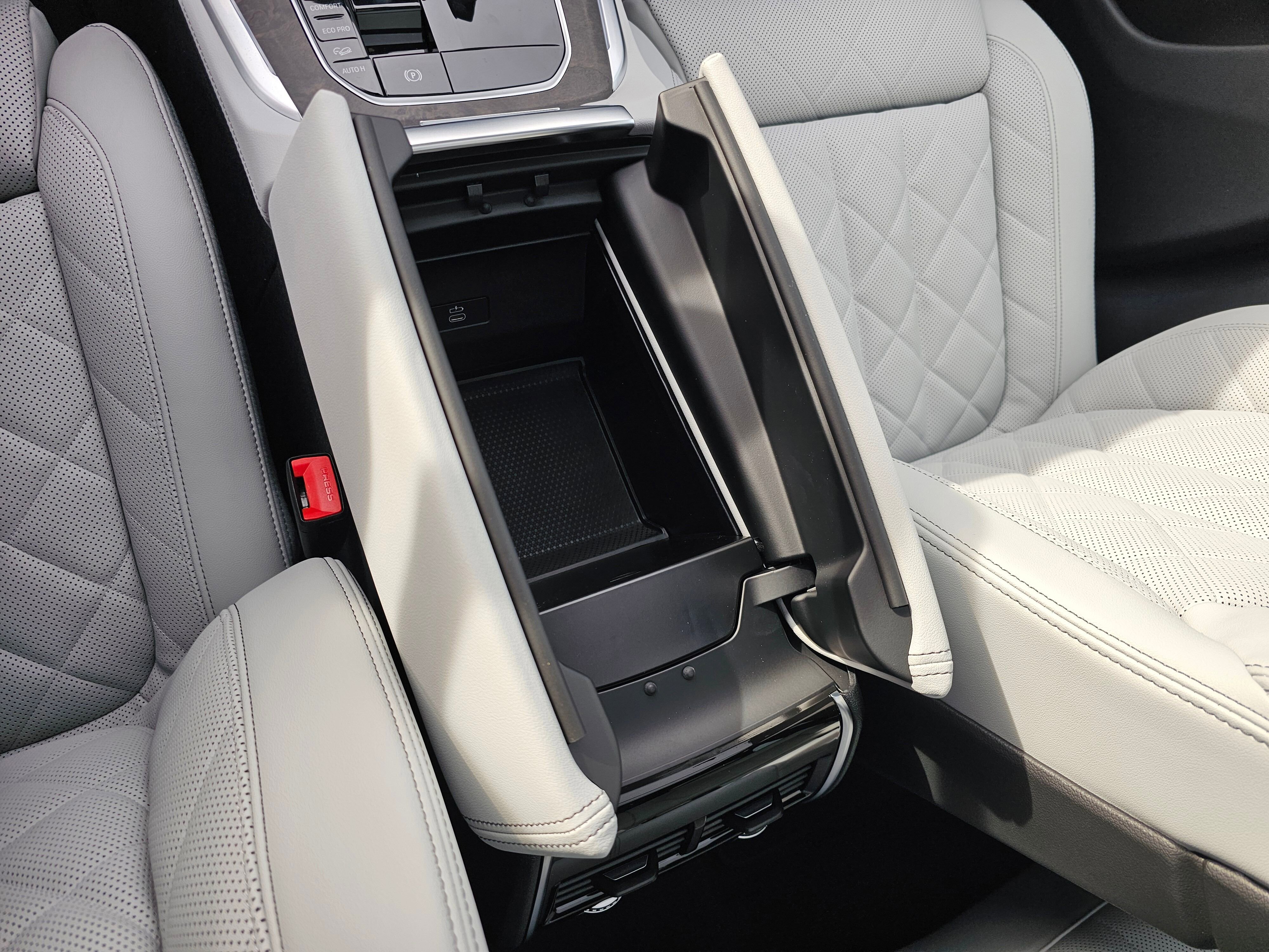 New 2026 BMW X5 xDrive40i w/ Climate Comfort Package image 25