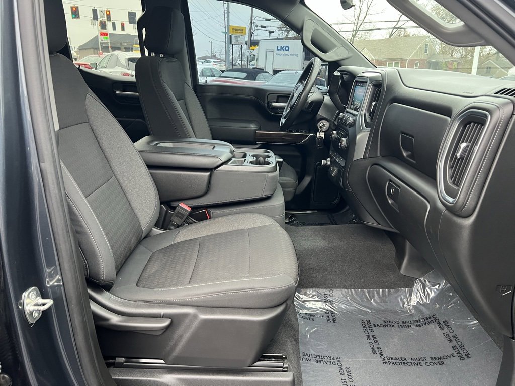 Used 2020 Chevrolet Silverado 1500 LT image 25