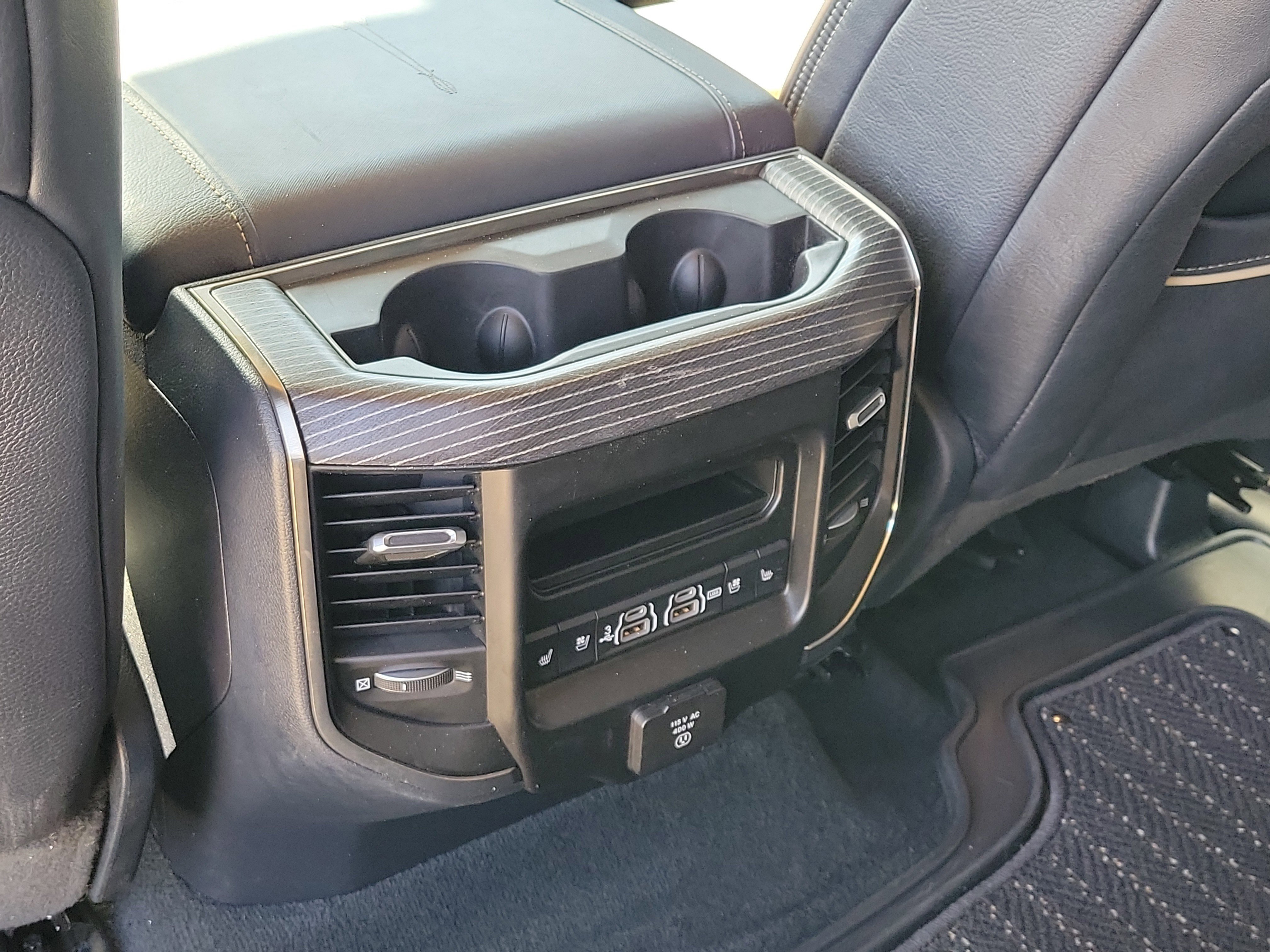 Used 2020 RAM 1500 Limited image 14