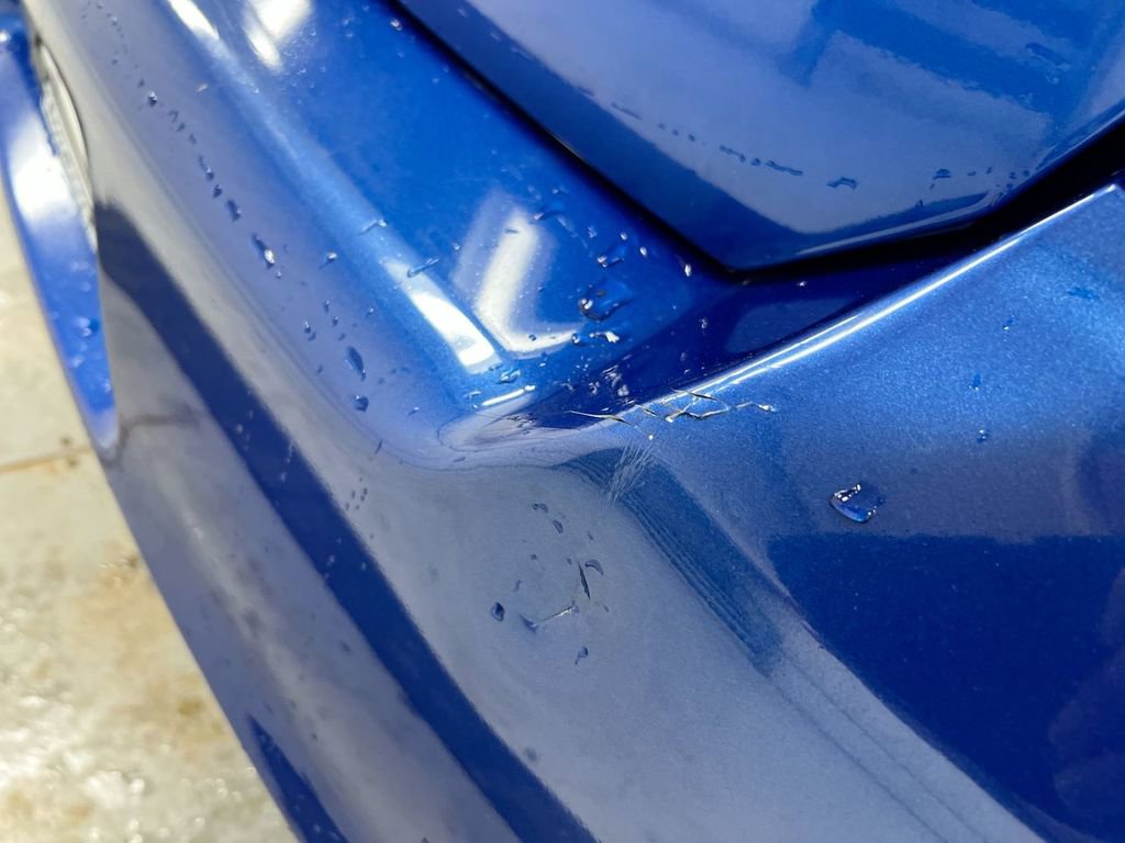 Used 2013 Dodge Avenger SE image 28