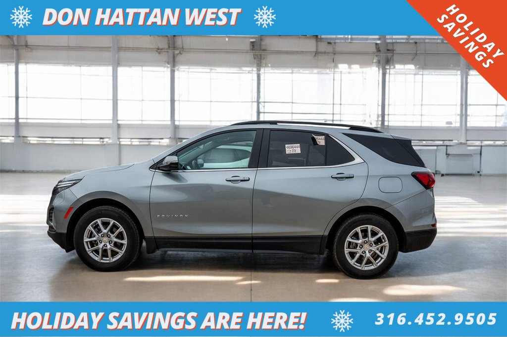 Used 2023 Chevrolet Equinox LT image 2
