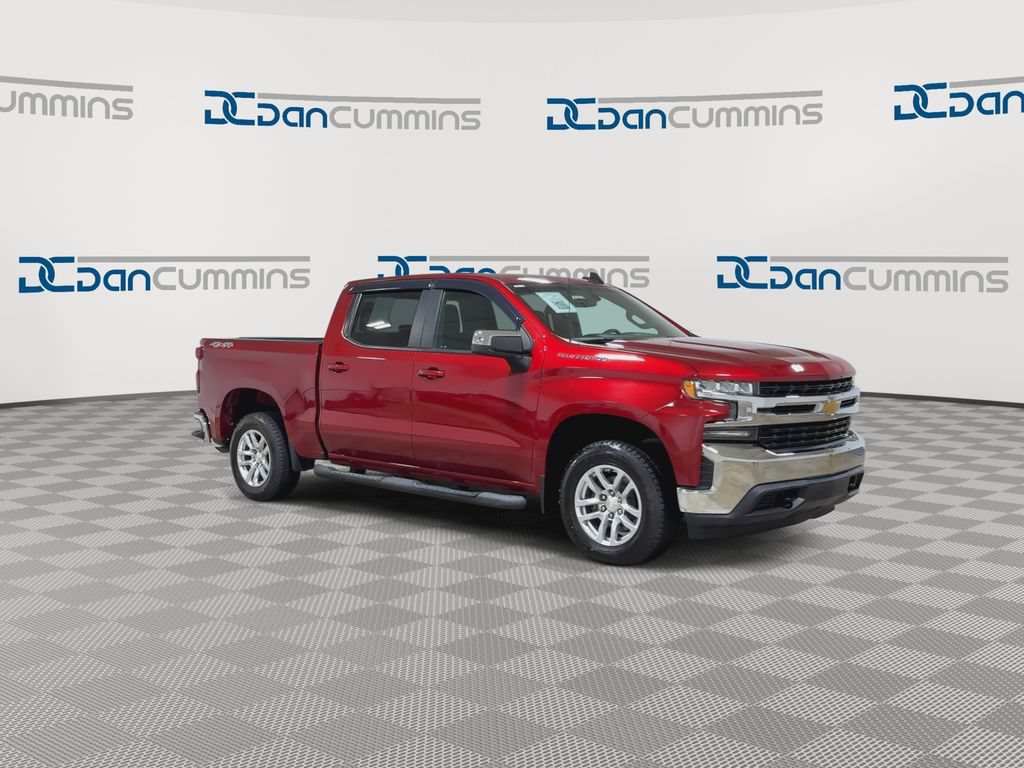Used 2022 Chevrolet Silverado 1500 LT AWD/4WD image 2