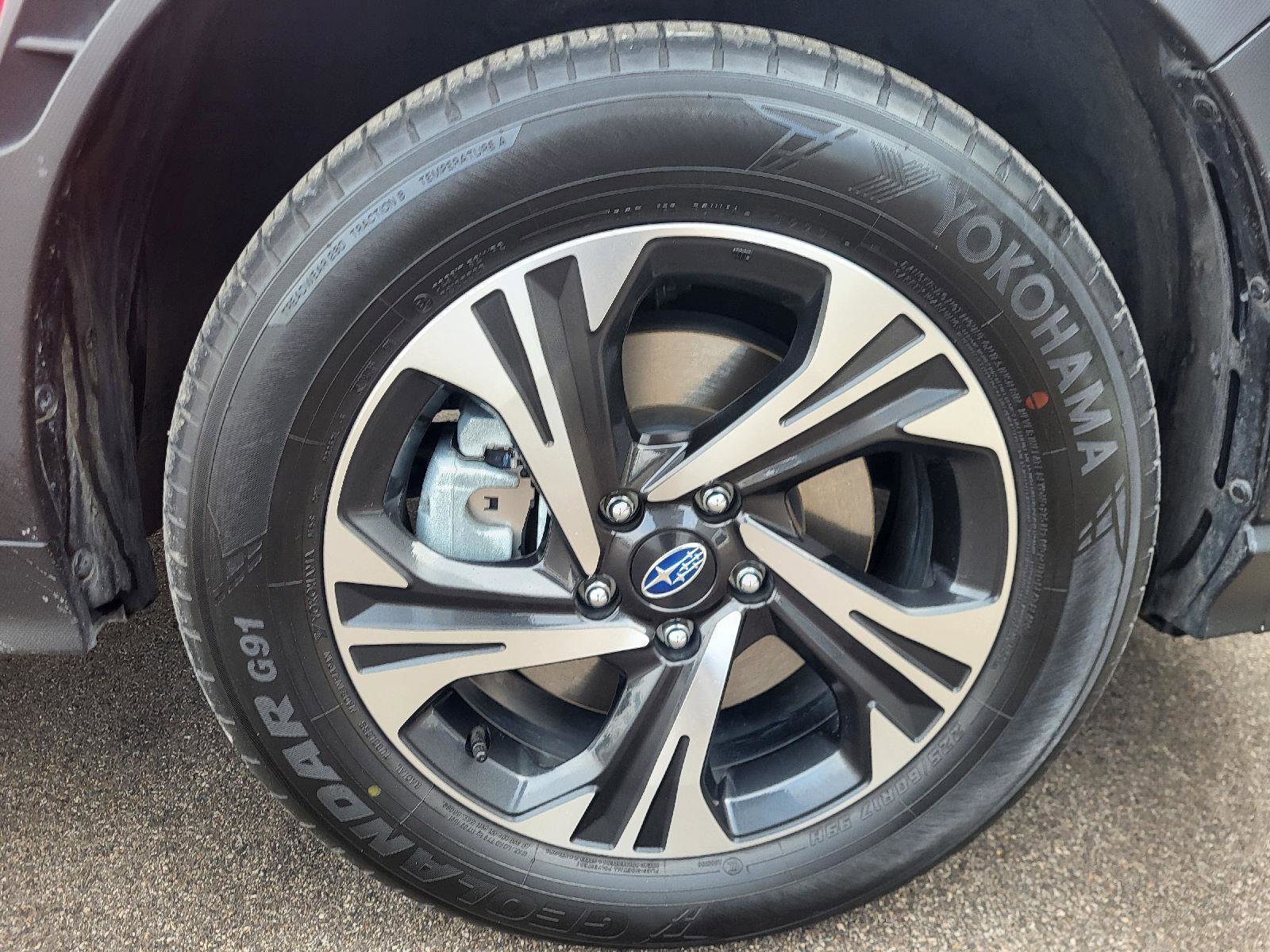 Used 2024 Subaru Crosstrek 2.0i Premium image 14