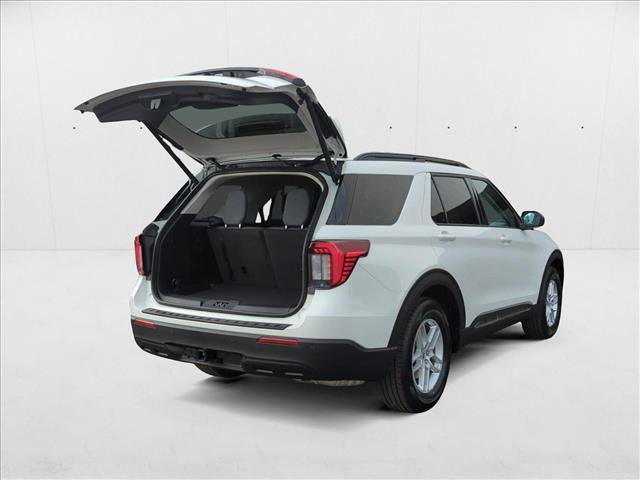 New 2025 Ford Explorer Active image 2